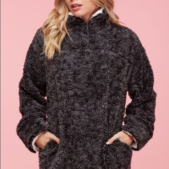 Two-Tone Sherpa Pullover - Picture 5 of 5